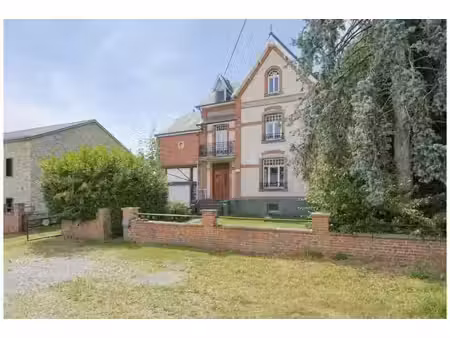 maison à vendre avec jardin et 3 chambres   bièvre (vwd18424)