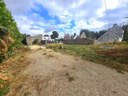 vente terrain à tourch (29140) : à vendre / 828m² tourch