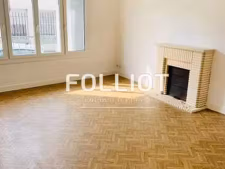location appartement chambre à saint-lô (50000) : à louer chambre / 44m² saint-lô