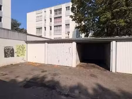 location garage box et parking à hérouville-saint-clair (14200) : à louer / hérouville-sai
