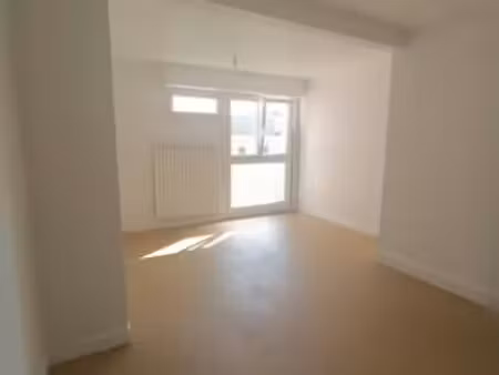 location appartement t1 à saint-brieuc (22000) : à louer t1 / 26m² saint-brieuc