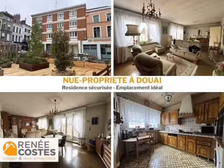 vente en nue propriété - h93 ans - douai (59500)