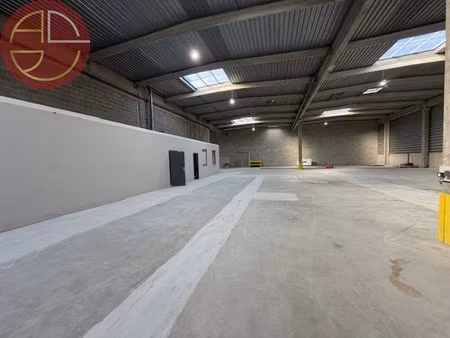 location locaux professionnels 1 pièce 1220 m² à blagnac (31700)  12 158 €