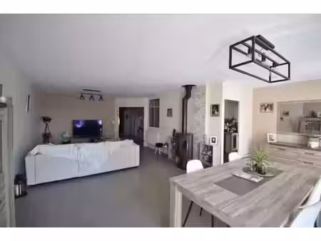 maison de prestige de 137 m2 en vente aigrefeuille-sur-maine  pays de la loire