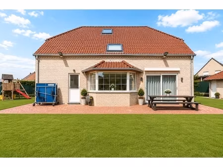 huis te koop in roeselare met 6 slaapkamers