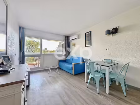 studio cabine 4 p. à deux pas des plages