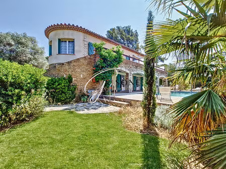 villa de caractère de 240 m² à sanary sur mer