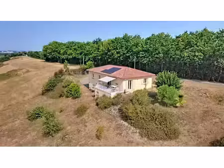 villa t4 de 114m2 avec garage en sous-sol et jardin