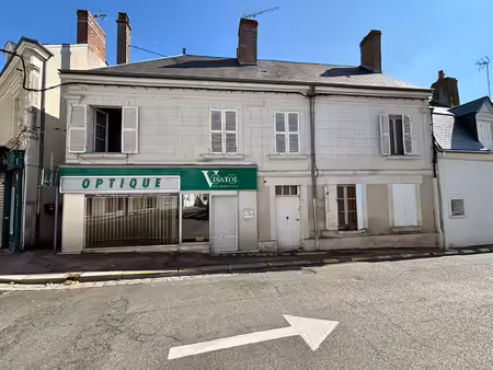 vente immeuble 8 pièces  250.00m²  selles