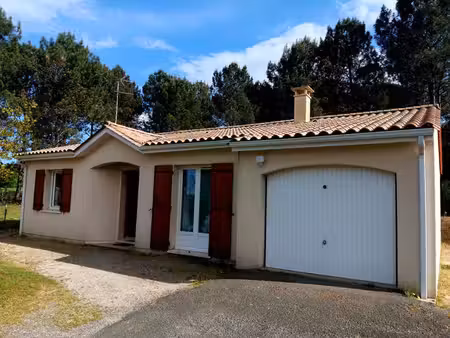 maison de 78 m2 + grange sur un terrain de 4.7 hectares
