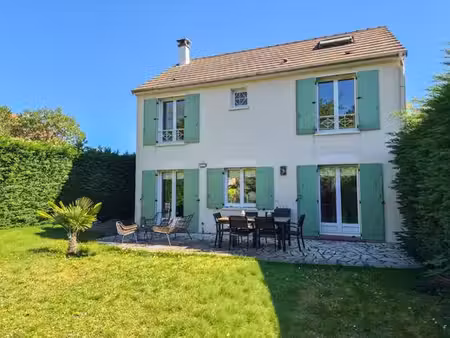 maison de 4 chambres de luxe en vente à nozay  france