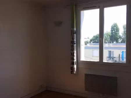 location appartement 3 pièces 55 m² à tours (37000)