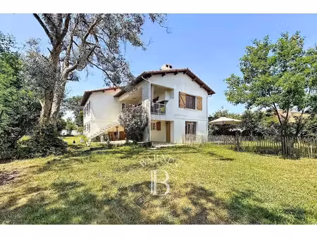 vente maison 8 pièces 200 m² à gujan-mestras (33470)  680 000 €