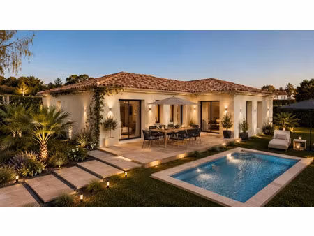 vente maison neuve 6 pièces 130 m² à roquebrune-sur-argens (83520)  515 000 €