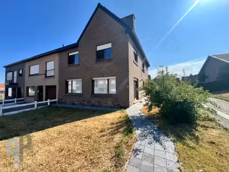 huis te huur in zottegem met 3 slaapkamers