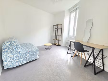location appartement 1 pièce  21.43m²  angers