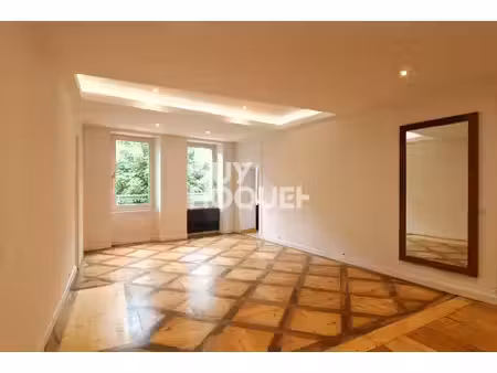 appartement à louer de 4 pièces de 120.2 m²
