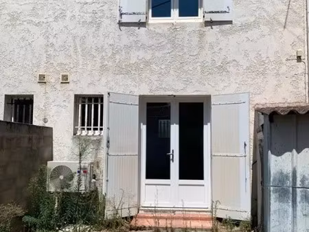 location maison 2 pièces 50 m² à saint-denis-de-pile (33910)