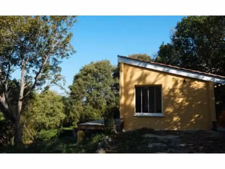 location maison 2 pièces 48 m² à saint-genès-de-castillon (33350)