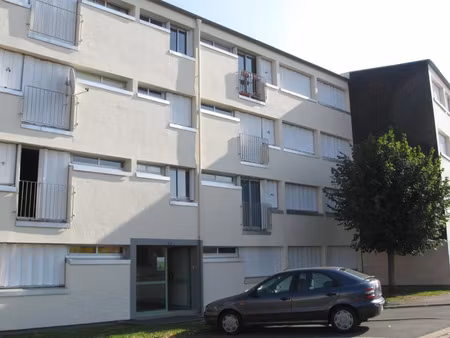 location appartement 3 pièces 63 m² à le blanc (36300)