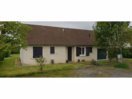 location maison 4 pièces 79 m² à saint-benoît-du-sault (36170)