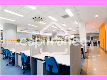 location bureau 2 pièces 213 m² à guingamp (22200)