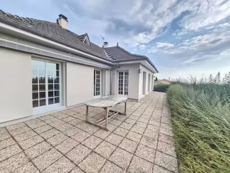 location maison 5 pièces 134 m² à taluyers (69440)
