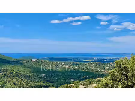 domaine de valcros terrain constructible avec permis de construire – vue mer panoramique