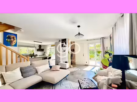 villa t5 juvignac 111m2 dpe a panneaux solaires jardin