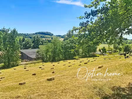 terrain de 2 606 m² avec vue campagne à 10 min de bon-encontre