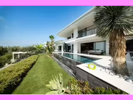 villa de luxe de 5 pièces en location cagnes-sur-mer  provence-alpes-côte d'azur