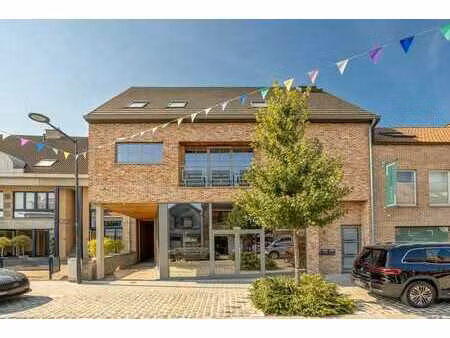 appartement de luxe exclusif de 151 m² avec grande terrasse.