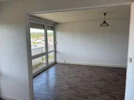 location appartement 4 pièces à soissons (02200) : à louer 4 pièces / 84m² soissons