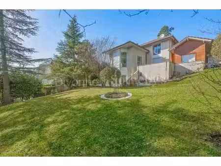 maison de luxe à vendre dans le quartier centre