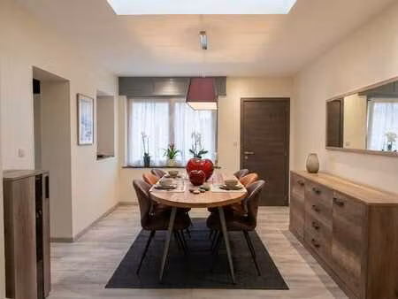 maison 5ch  222m²  garage  jardin. remise en vente