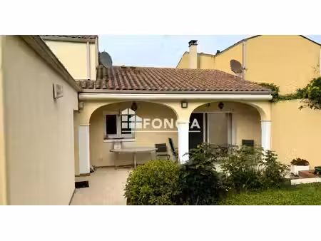 maison de luxe à vendre à la rochelle