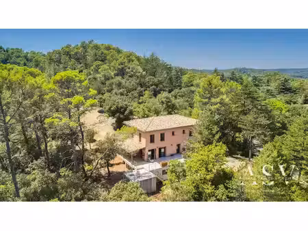 vente propriété 16 pièces 535 m² à châteauvert (83670)  1 312 000 €
