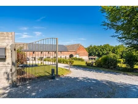 fermette à vendre avec garage et 12 chambres   gerpinnes (rbw61499)
