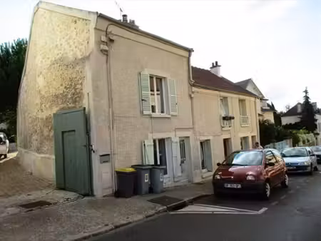 duplex 39.37m² mareil marly - 2 pièces - libre le 4 septembre 2026.