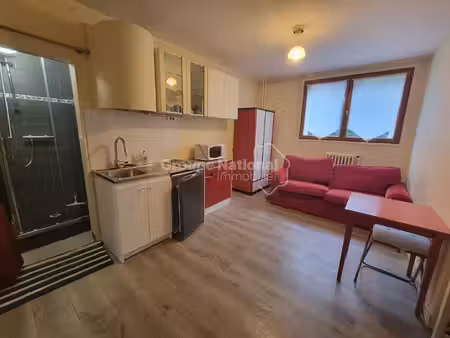 studio meublé versailles 15 m²