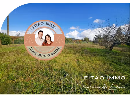 terrain 858 m2