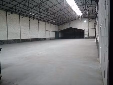 location entrepôt la chapelle de guinchay 71570 1600m²