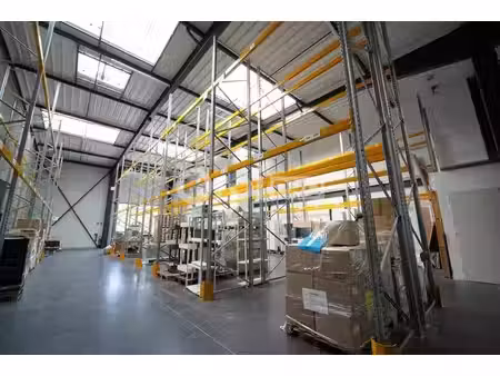 location local d’activités sathonay camp 69580 404m² à 472m²