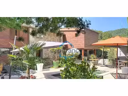 maison avec piscine et terrasse anduze (30)