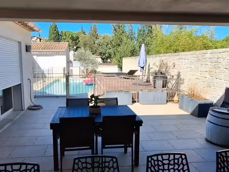 vente maison 7 pièces 164 m² beaucaire (30300)