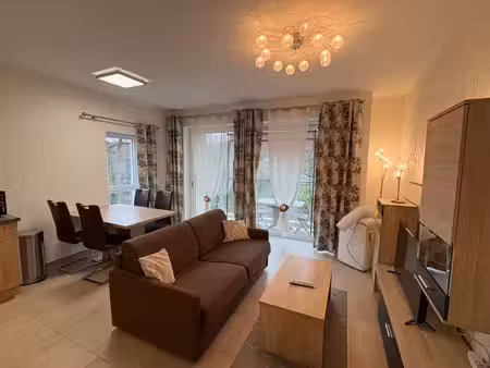 appartement 1 ch. entièrement meuble et decore