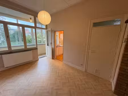 quartier miroir - appart non-meuble de +/- 74m2 + balcon