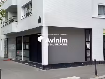 vente commerce paris 75019 230m²