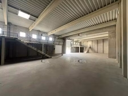 vente local d'activités 406 m²