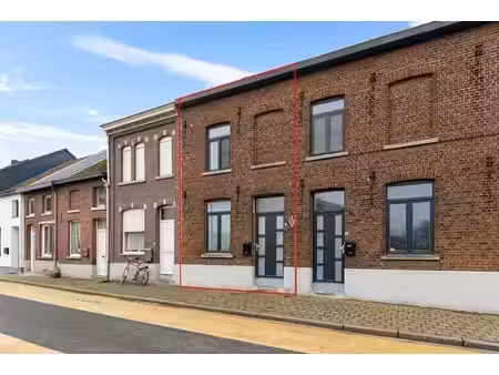 charmante gerenoveerde rijwoning